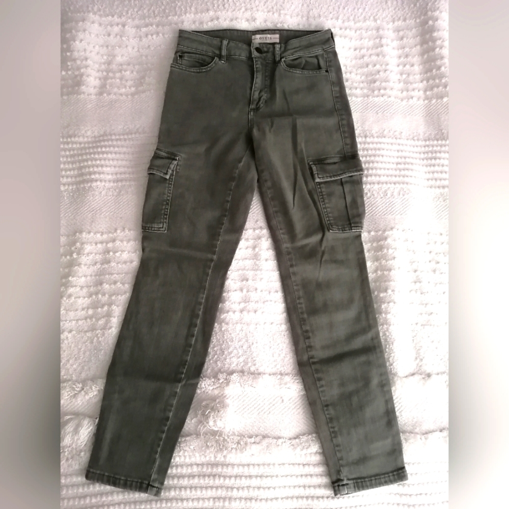 Guess Skinny Cargo Pants